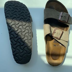 Classic Birkenstock’s. Good quality
